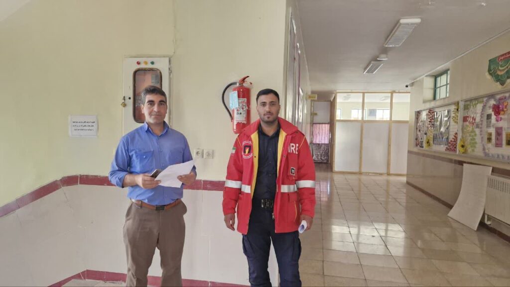 بازدید از اماکن عمومی شهر جهت اطمینان از آمادگی در برابر حوادث